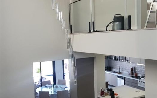Casa em Condomínio à venda
