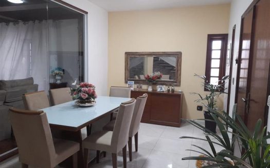 Casa à venda