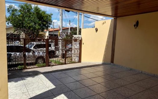 Casa à venda