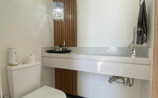 Casa em Condomínio à venda