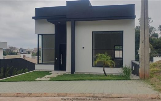 Casa em Condomínio à venda
