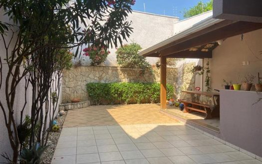 Casa à venda