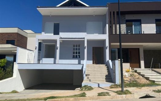 Casa em Condomínio à venda