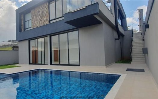 Casa em Condomínio à venda