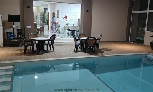 Casa em Condomínio à venda