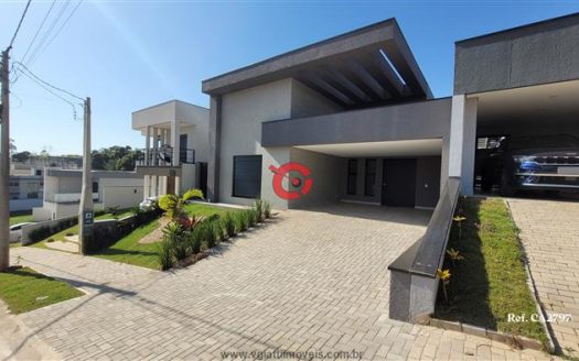 Casa em Condomínio à venda