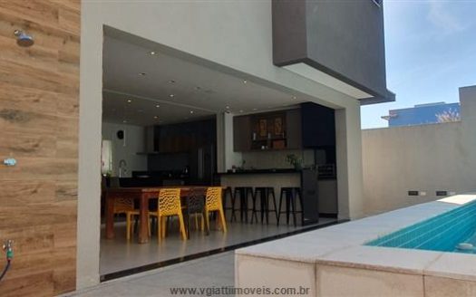 Casa em Condomínio à venda