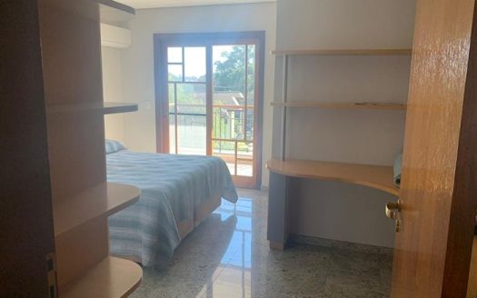 Casa em Condomínio à venda