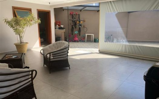 Casa em Condomínio à venda