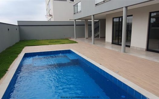 Casa em Condomínio à venda