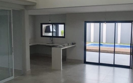 Casa em Condomínio à venda