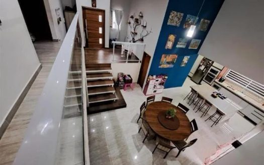Casa em Condomínio à venda