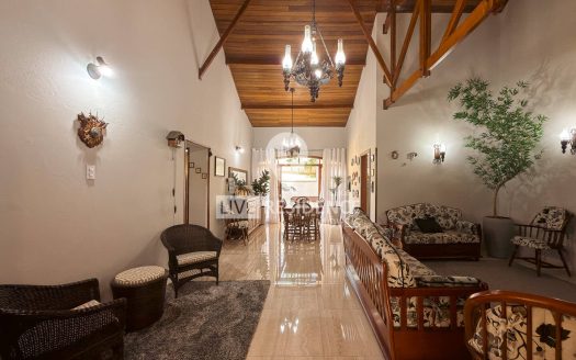 Casa à venda
