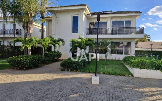 Casa de Condomínio à venda
