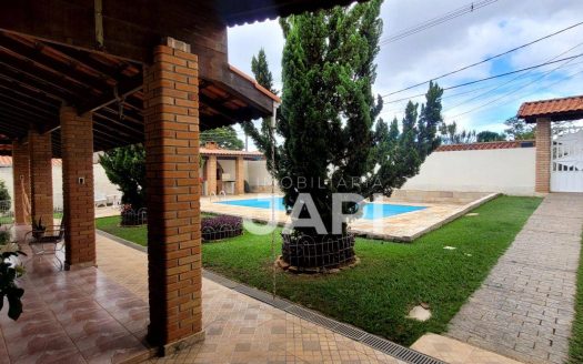 Casa de Condomínio à venda
