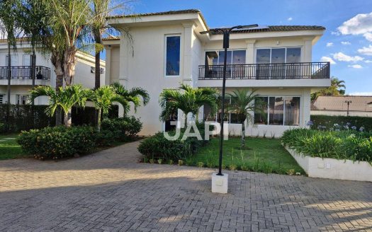 Casa de Condomínio à venda